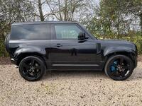 LAND ROVER DEFENDER 90
